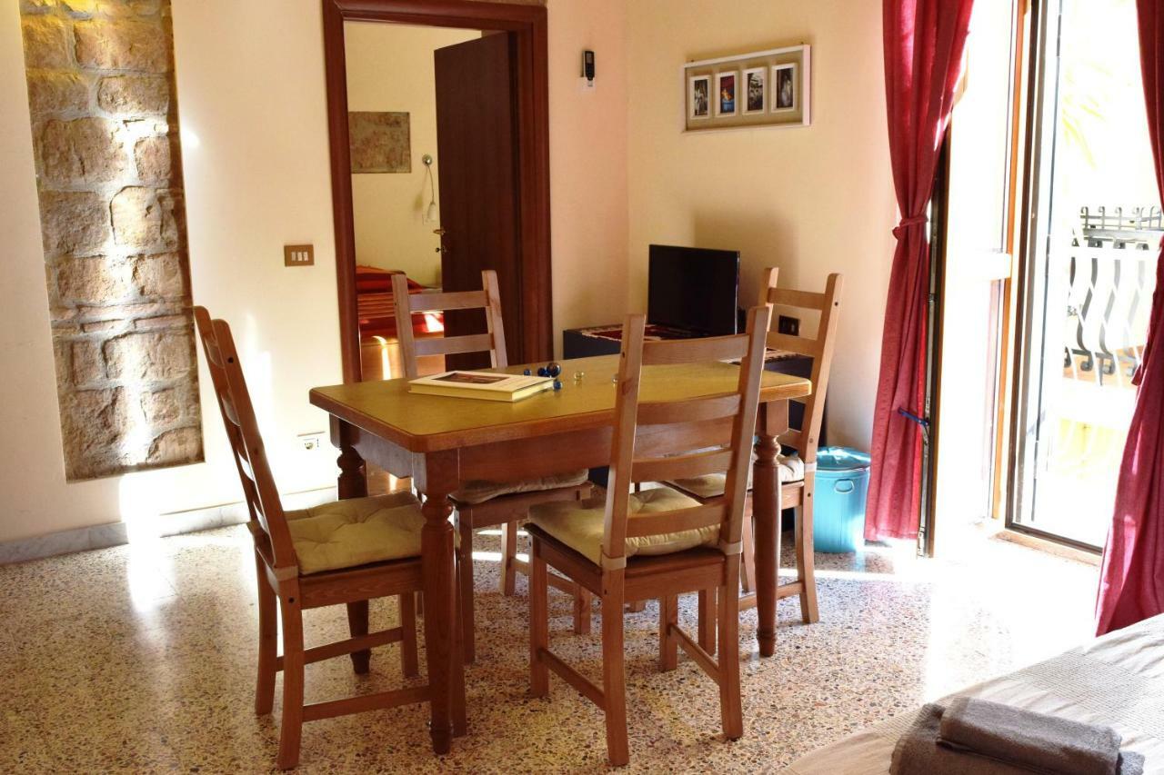 Appartement Via Capo D'africa 19 *
